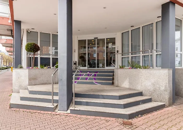 Naehe Frankfurt Messe Mit Netflix Und Balkon 美因河畔法兰克福