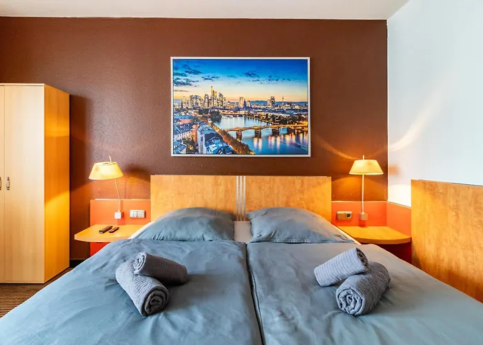 Naehe Frankfurt Messe Mit Netflix Und Balkon 美因河畔法兰克福