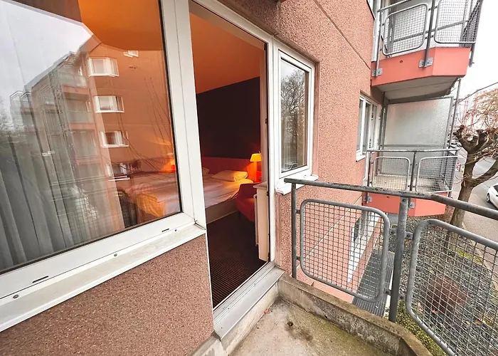 Naehe Frankfurt Messe Mit Netflix Und Balkon * 美因河畔法兰克福